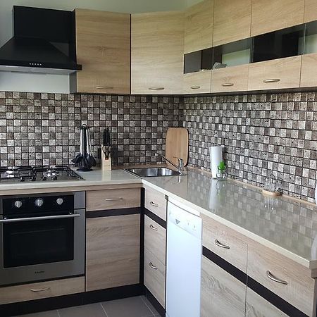 L.E.C. Travel Apartments Ventspils Eksteriør bilde